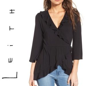 NWT✨Leith✨Adorable Ruffle Wrap Top w/Bell Sleeves!